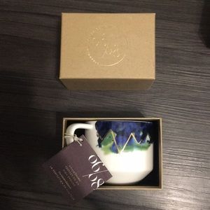 NWT Starbucks Artisan Series 6/8 Mug